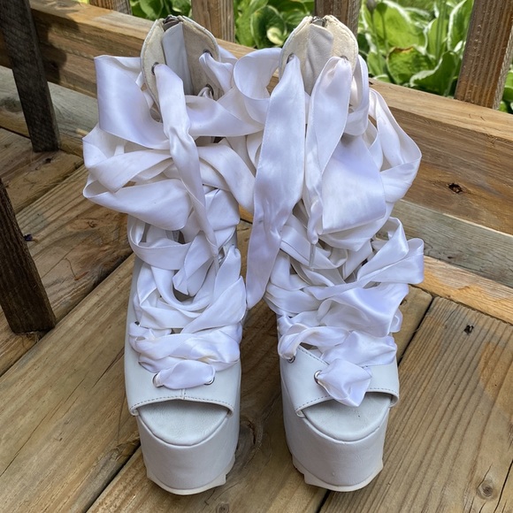 Dolls kill ballet bae platform heels YRU - Picture 6 of 6